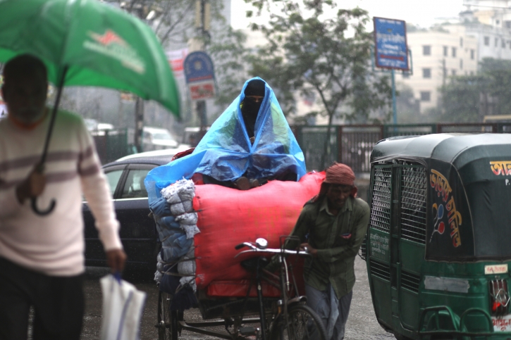 Light to moderate rain likely over country