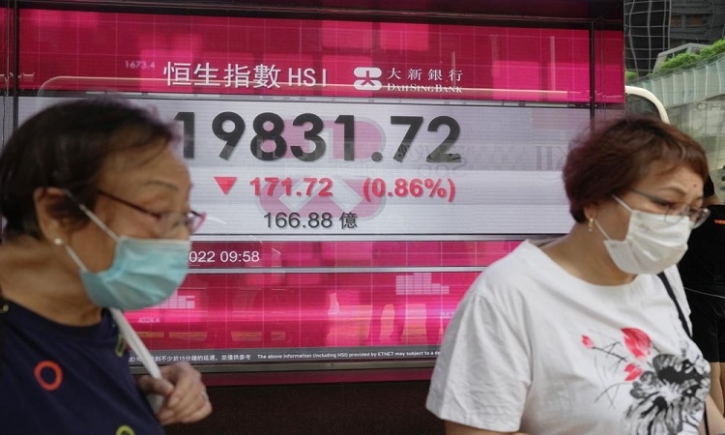 Asian stocks fall ahead of US inflation