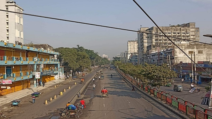 Dhaka wears a deserted look