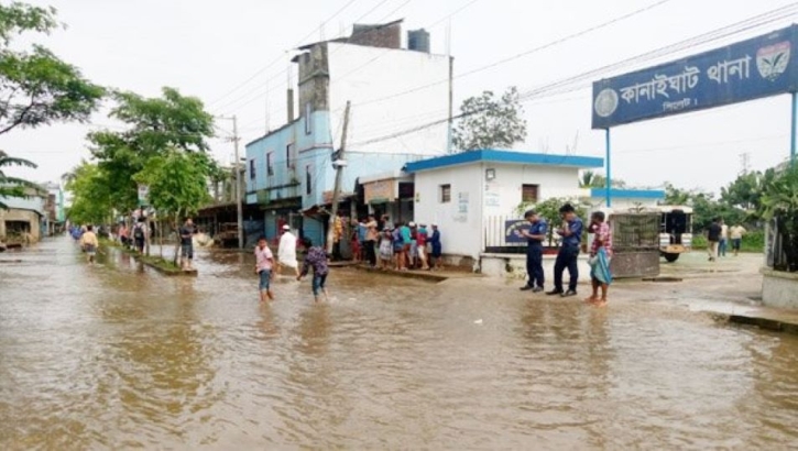 Fear of fresh flooding grips Sylhet as rivers swell again