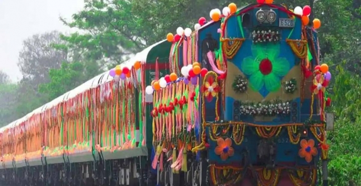 Dhaka-Jalpaiguri ‘Mitali Express’ train starts operation