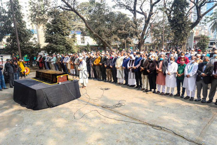 Journalist Mizanur laid to rest at Mirpur Martyred Intellectual Graveyard