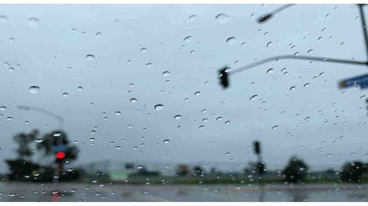 Light to moderate rain likely