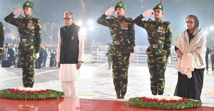 President Hamid, PM Hasina pay respect to language martyrs