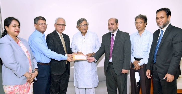 Pubali Bank donates Tk10 lakh to World Literature Centre