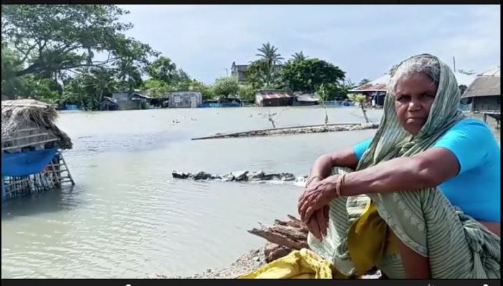 Almost 3,500 families marooned in Satkhira