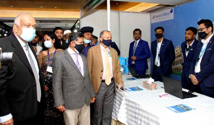 Tourism fair kicks off in Chattogram