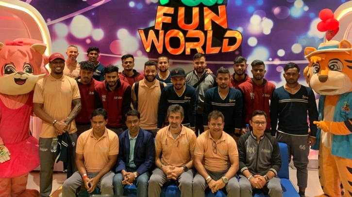 Bashundhara Kings visit Toggi Fun World