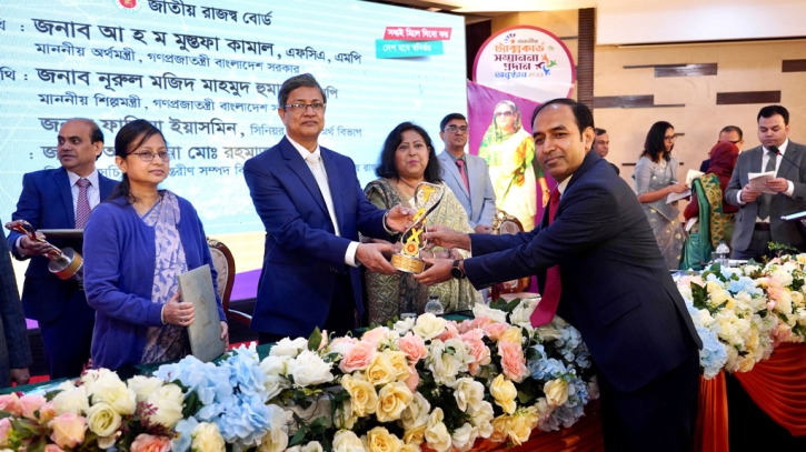 MetLife Bangladesh receives top taxpayer recognition