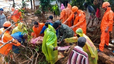 কেরালায় ভূমিধসে প্রাণহানি বেড়ে ৩০৮