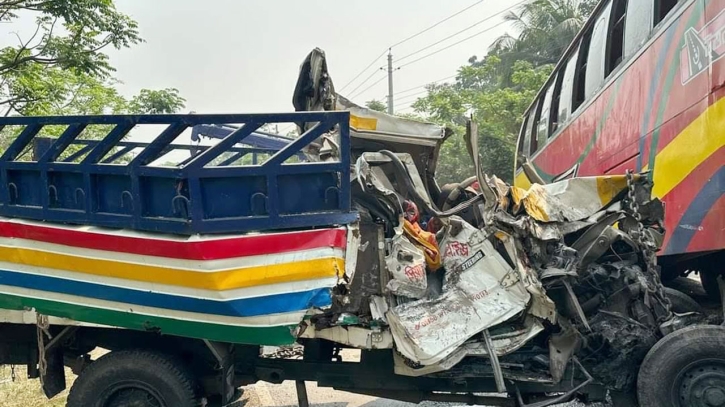 ঈদের মাসে ৬৫৮ সড়ক দুর্ঘটনায় নিহত ৬৩২: বিআরটিএ