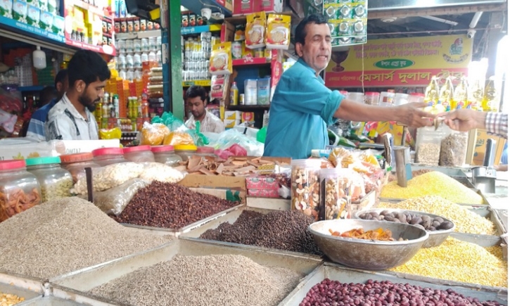 Spices price decline in Khulna kitchen markets