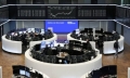 Europe’s main stock markets fall further at open