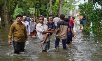 2mn children at risk as worst floods in 3 decades lash through Bangladesh: UNICEF