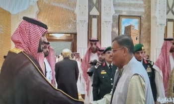 Prince Salman exchanges greetings with FM Hasan