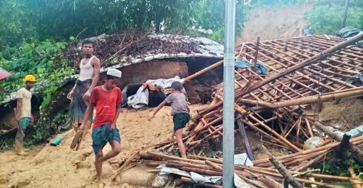 কক্সবাজারে ভারী বর্ষণে পৃথক পাহাড়ধসে ৬ জনের মৃত্যু